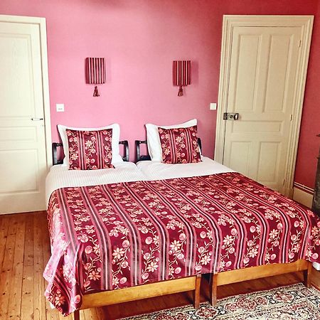 Petit Chateau Le Piot Bed & Breakfast Fleurance Dış mekan fotoğraf