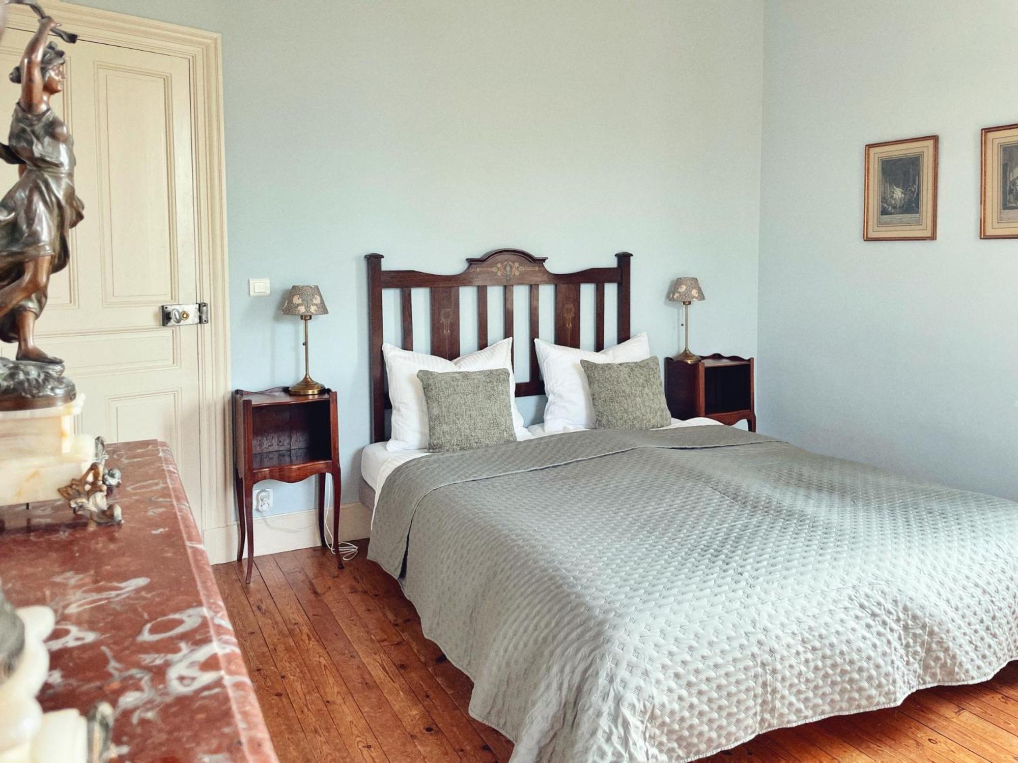 Petit Chateau Le Piot Bed & Breakfast Fleurance Dış mekan fotoğraf